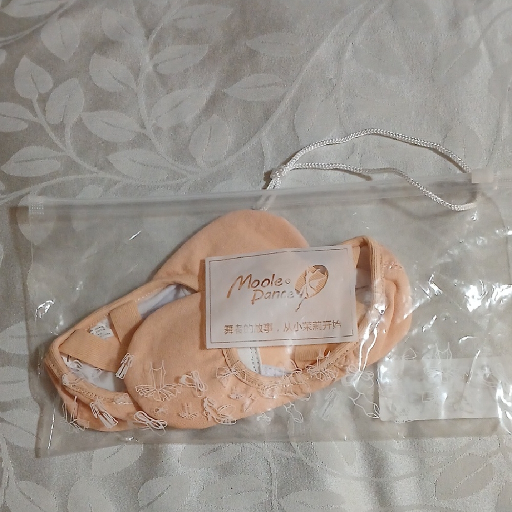 NIB Moole Dance Ballet Soft Flats For Girls